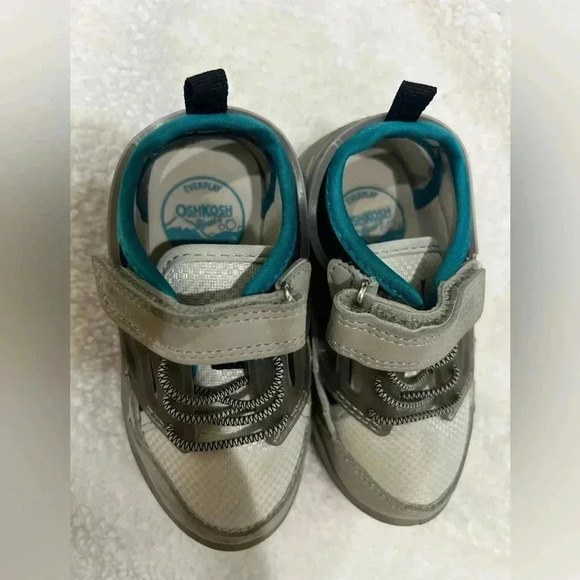 OshKosh B'Gosh Carlo Boys Sandal size 6M - Picture 4 of 11